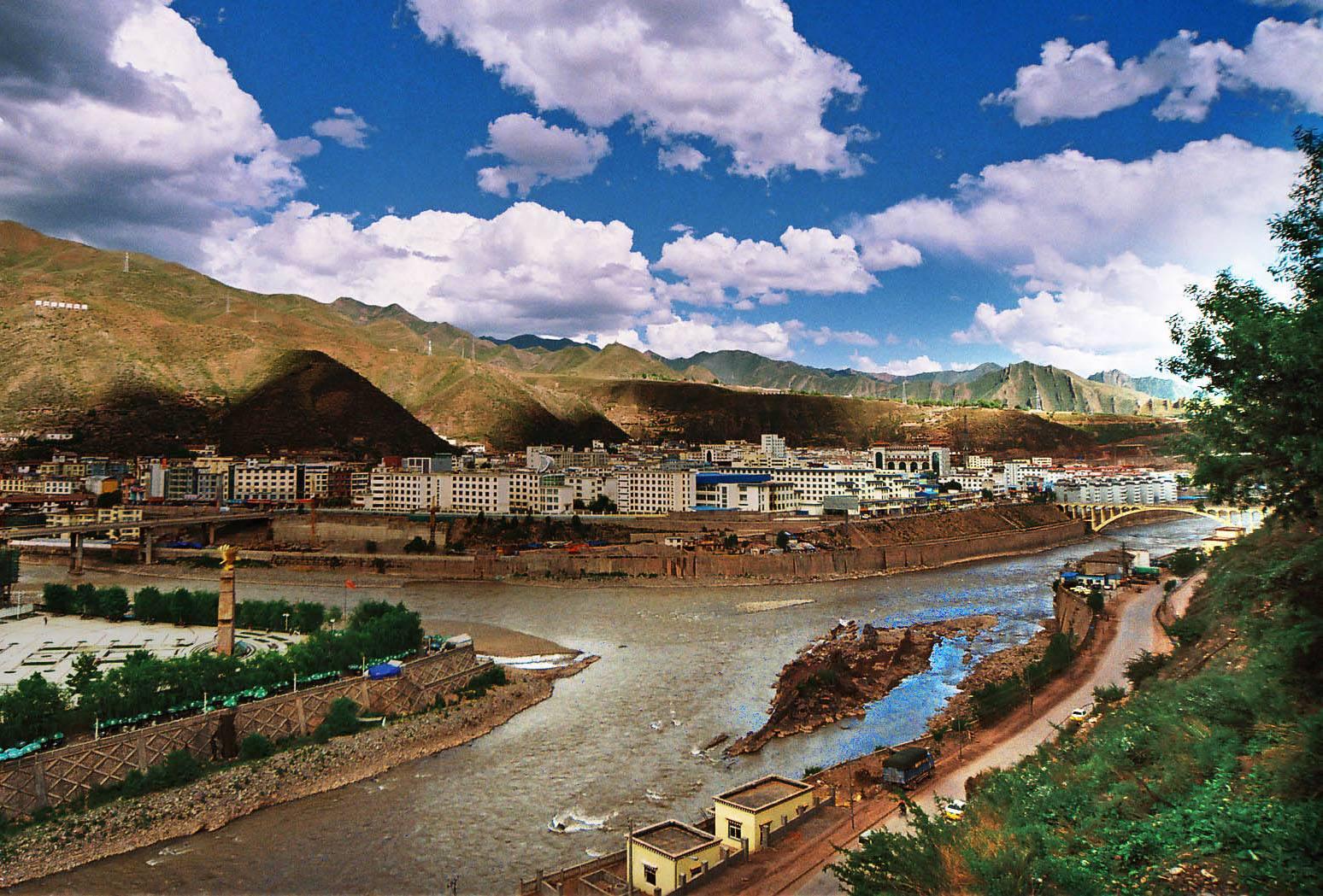 1745751628665388.jpg 昌都市芒康县:茶马古道景区3.jpg